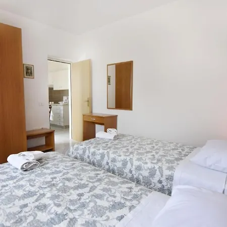 Apartman Gemuetliche In Valica Mit Grossem Garten Mazurija